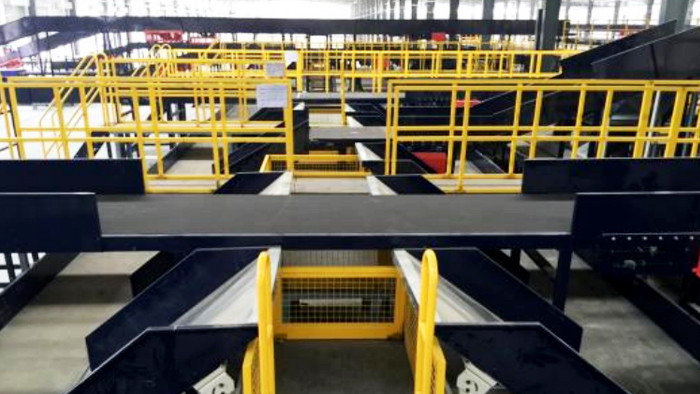 智能输送机：物流界的得力助手，高效又环保